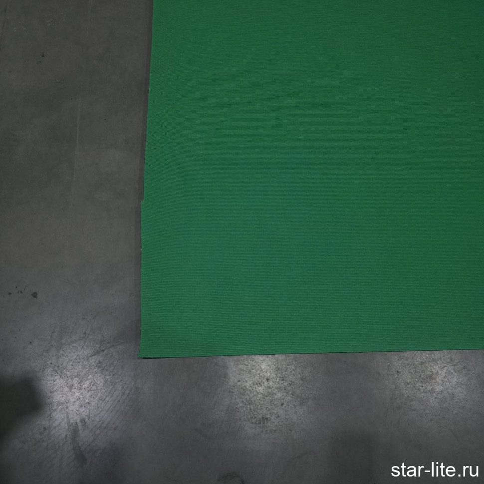 Выставочный ковролин цвета зеленого яблока. Скидка постоянным клиентам