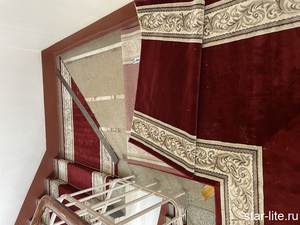 Ковровая дорожка Olympos d221 red