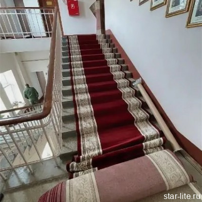 Ковровая дорожка Colizey d221 red