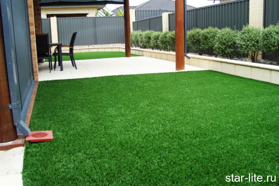 Трава искусственная ворс 20 мм  